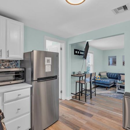 Coastal Retreat: Ocean Grove Beachside Apartment Exterior photo