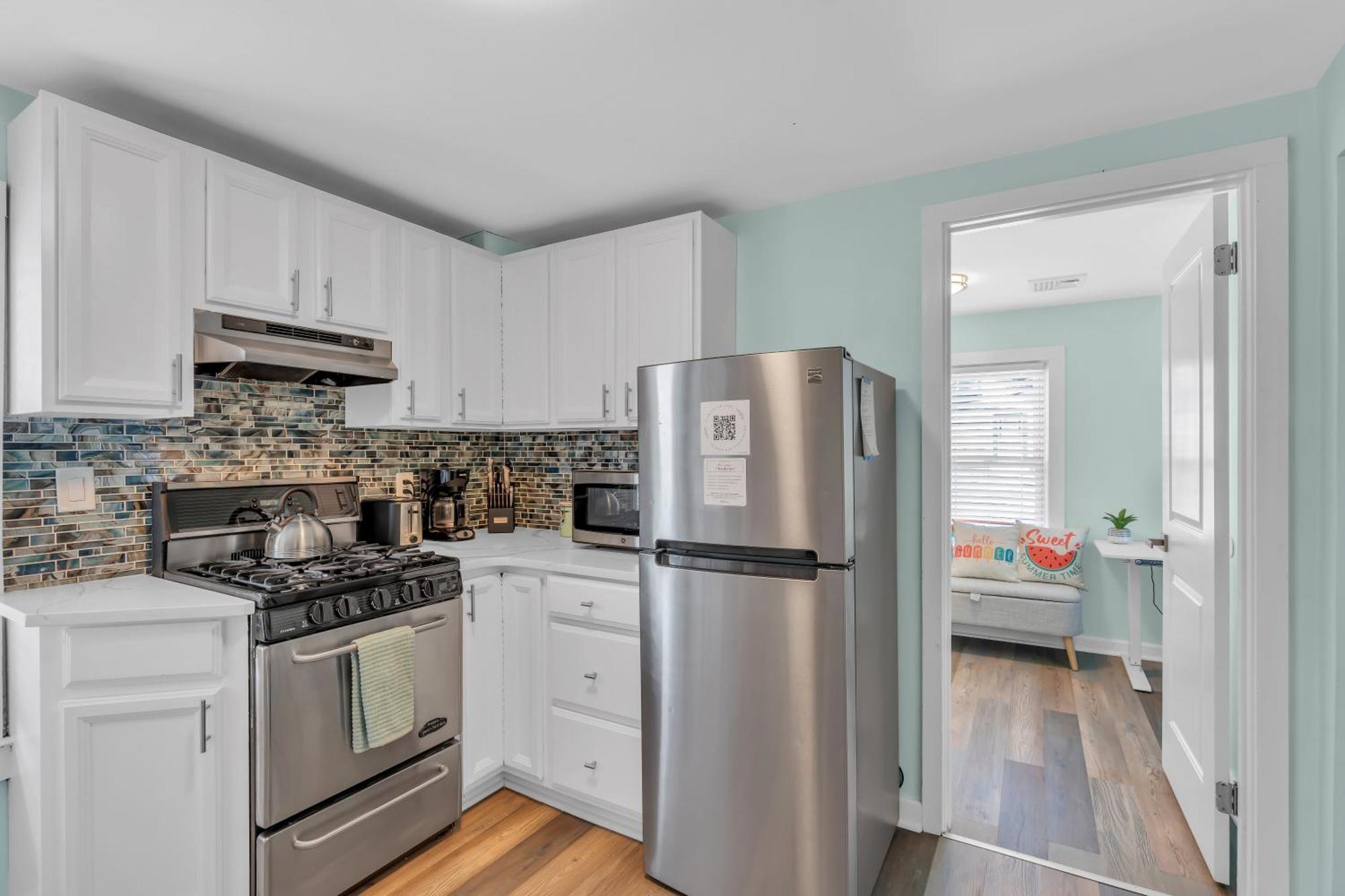 Coastal Retreat: Ocean Grove Beachside Apartment Exterior photo