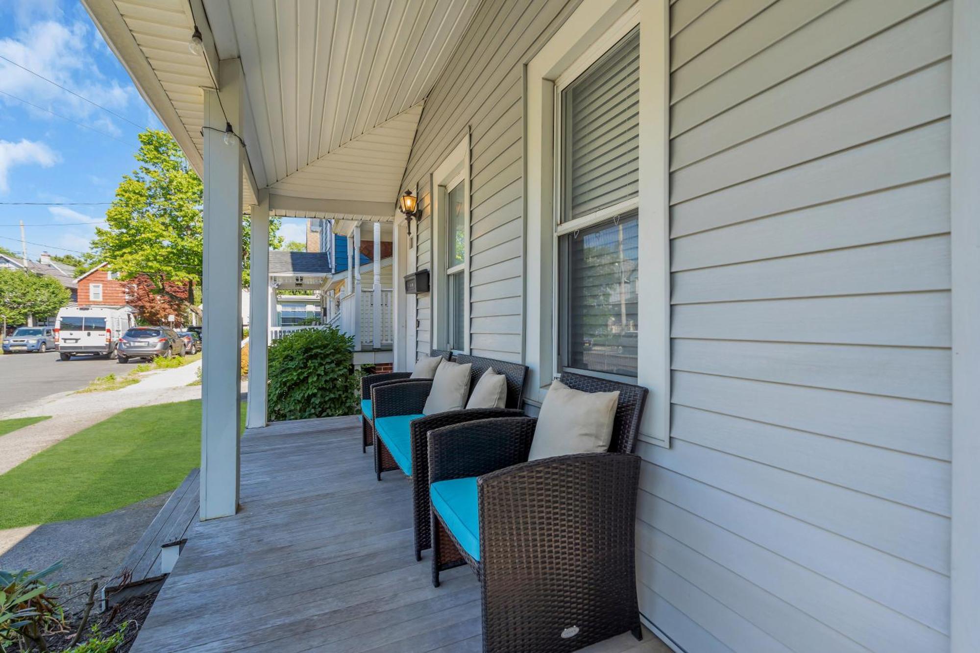 Coastal Retreat: Ocean Grove Beachside Apartment Exterior photo